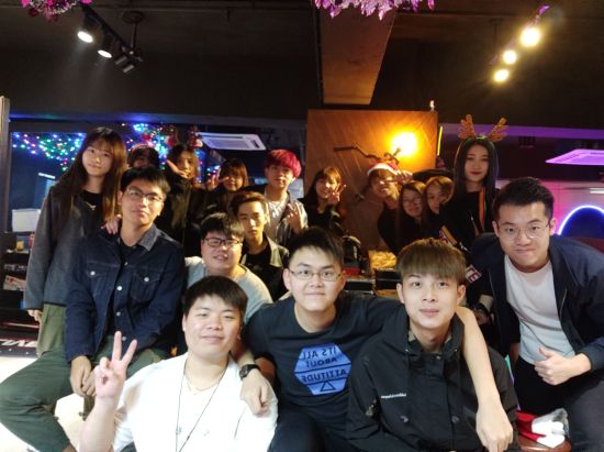 12月 - 聖誕聯歡會